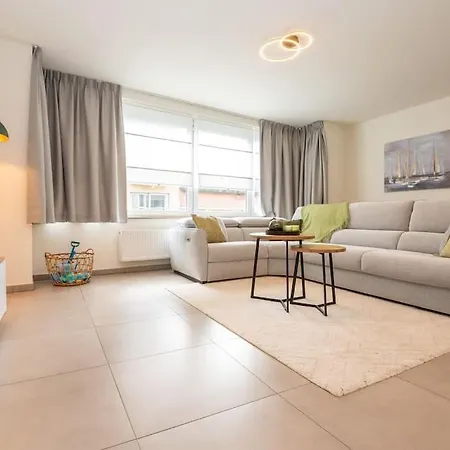 Apartment Stijlvol Genieten Pal In Het Centrum