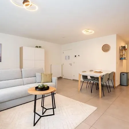 Stijlvol Genieten Pal In Het Centrum Ostende